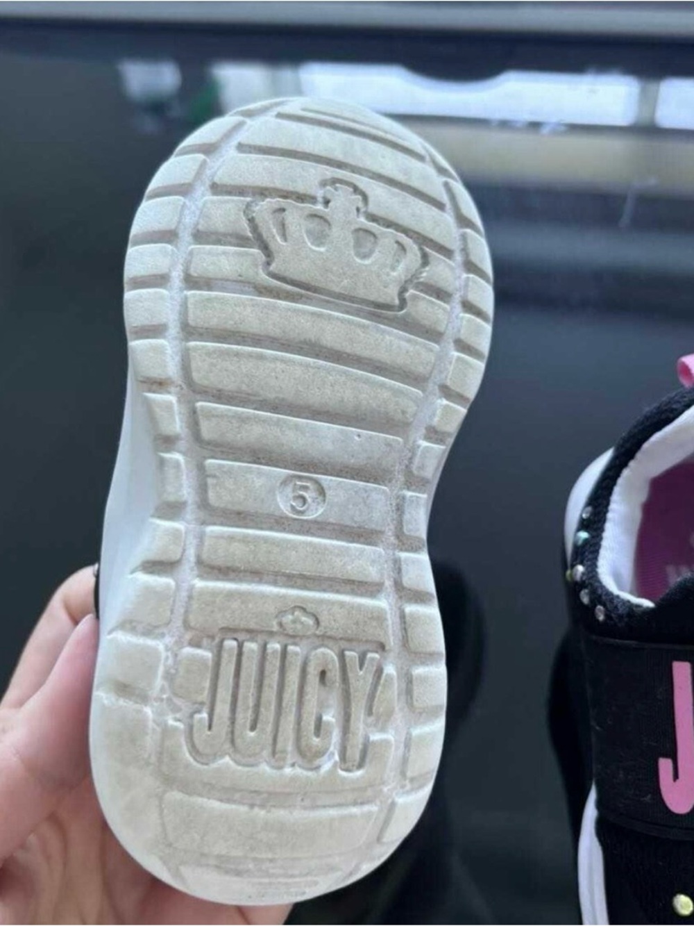 Juicy Couture toddler Black & Pink Slip-On Sneakers size 5 - Picture 4 of 4